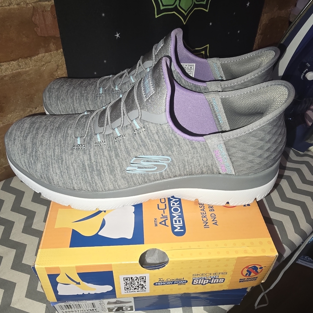 Sketchers Slip Ins